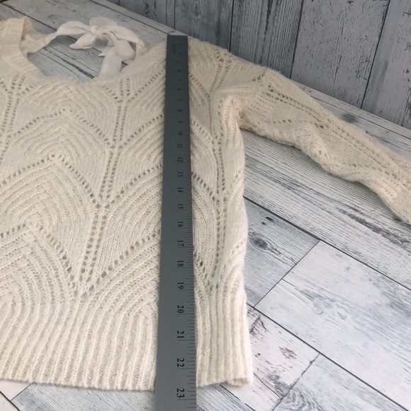 LC Lauren Conrad Loose Knit Back Sheer Tie Bow Gold Thread Small - Picture 5 of 9